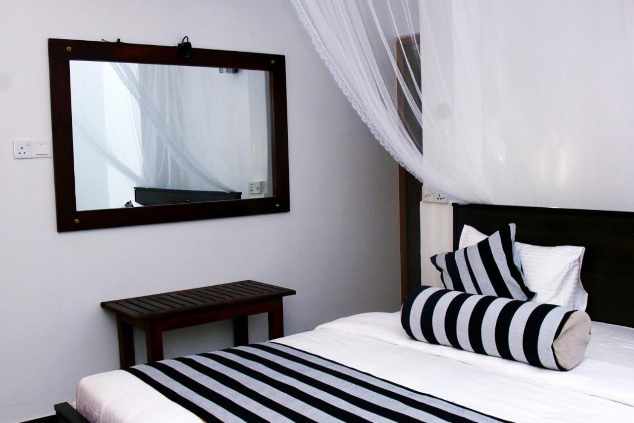 Different View Bed & Breakfast เอลลา ภายนอก รูปภาพ